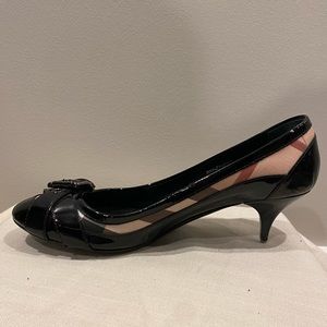 Burberry kitten heels, buckle, size 38 1/2